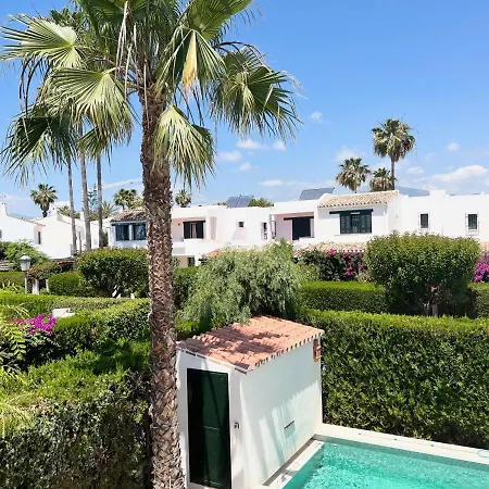 Vibrant Vacation San Pedro Oasis *